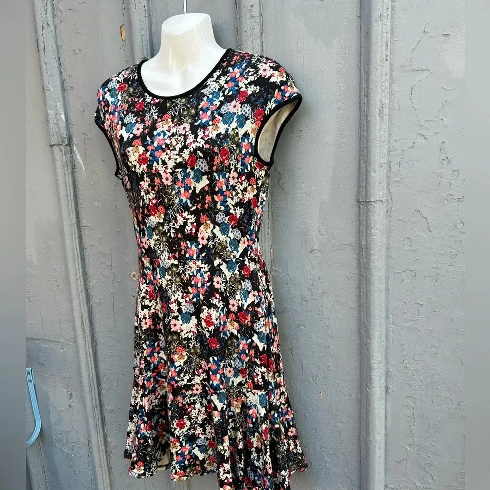 Erdem  Darlina Floral-Print Flounce Dress, size 8 - Picture 7 of 14